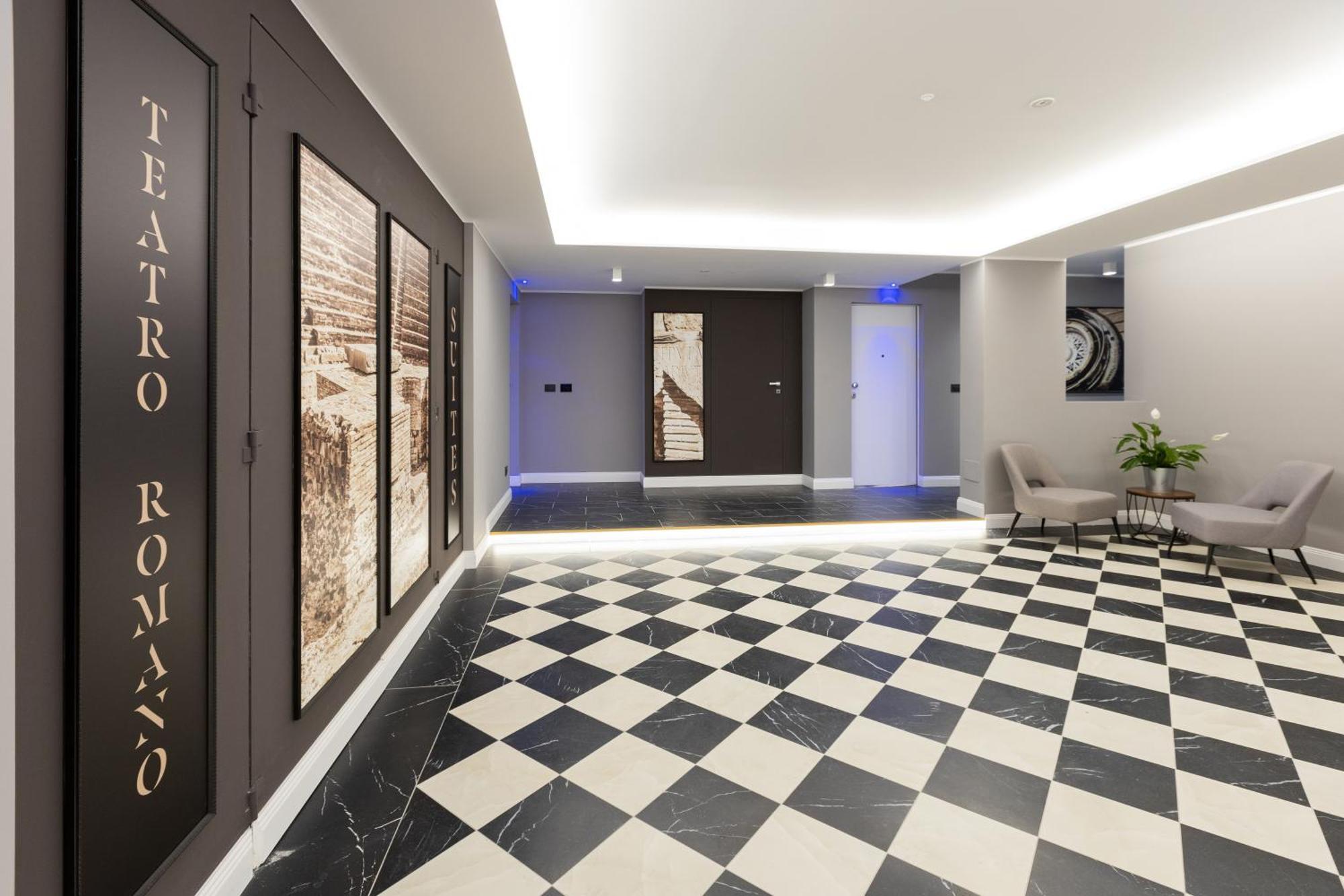 Teatro Romano Exclusive Suites Trieste Exterior foto